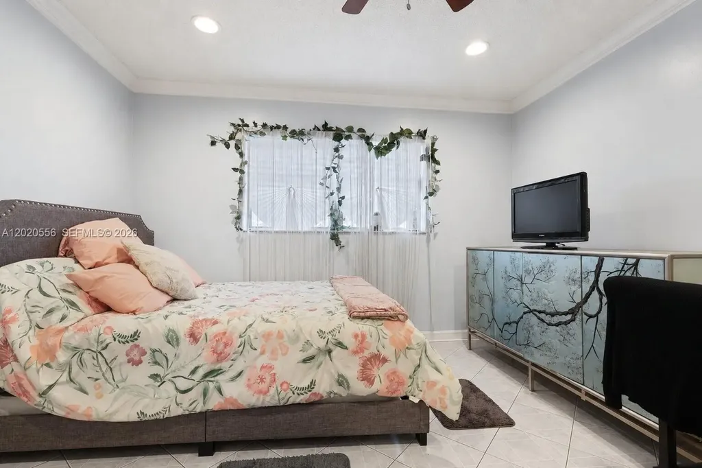 2219 Polk Street Hollywood FL 33020