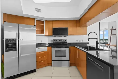 1750 N Bayshore Drive Miami FL 33132