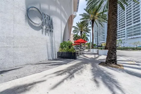 1750 N Bayshore Drive Miami FL 33132