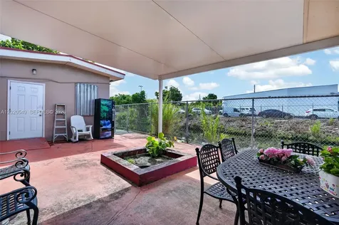 7100 NW 1st Terrace Miami FL 33126