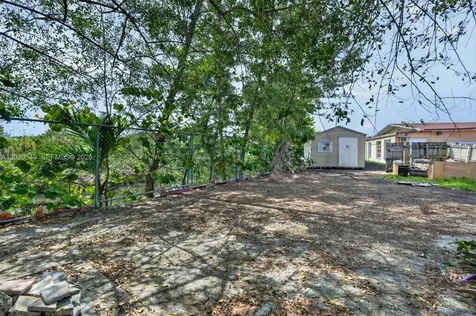 7100 NW 1st Terrace Miami FL 33126