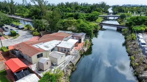 7100 NW 1st Terrace Miami FL 33126