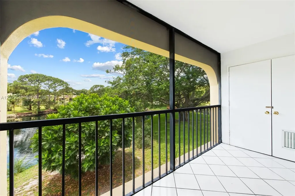 918 SW 9th Street Circle Boca Raton FL 33486