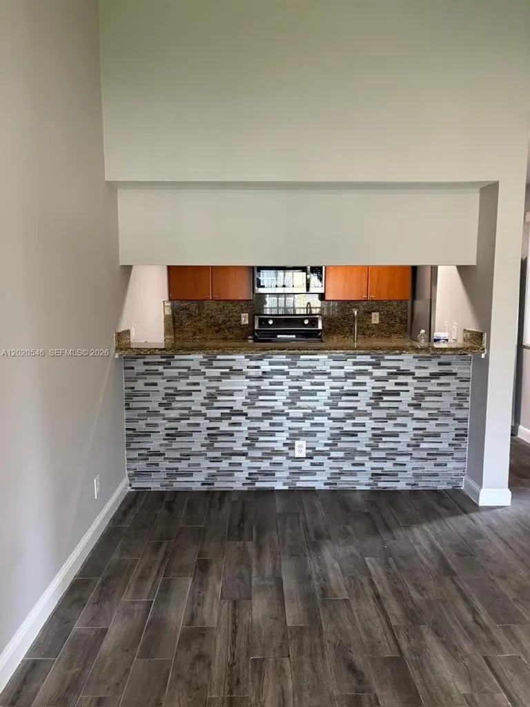 11585 NW 43rd Street Coral Springs FL 33065