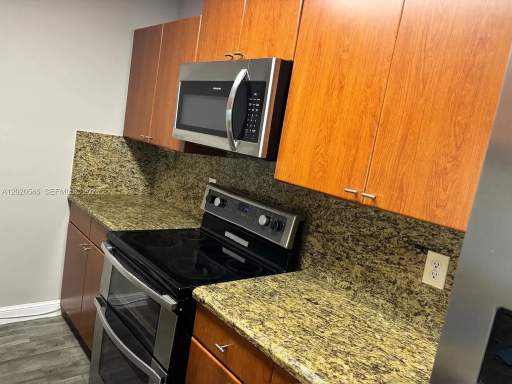 11585 NW 43rd Street Coral Springs FL 33065