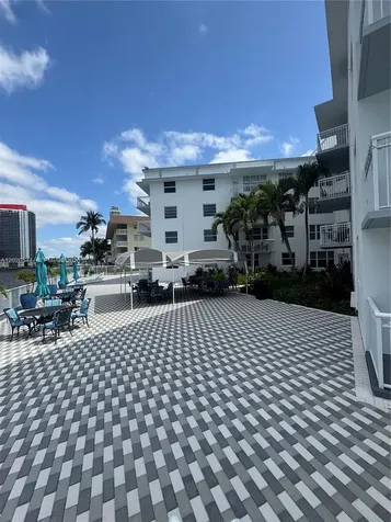1913 S Ocean Drive Hallandale Beach FL 33009