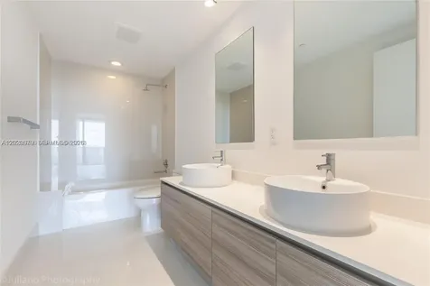 121 NE 34th Street Miami FL 33137