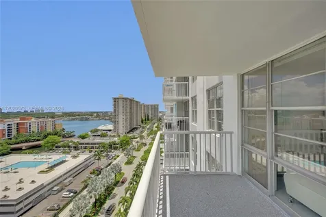 231 174th Street Sunny Isles Beach FL 33160