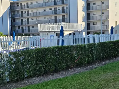 14150 SW 84th Street Miami FL 33183