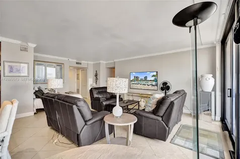 19667 Turnberry Way Aventura FL 33180