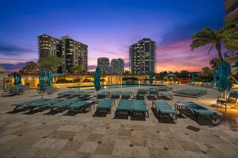 19667 Turnberry Way Aventura FL 33180