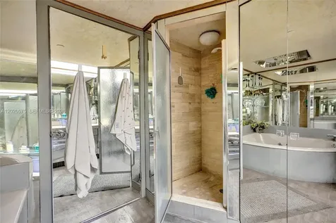 19667 Turnberry Way Aventura FL 33180
