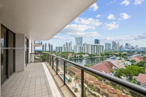 19667 Turnberry Way Aventura FL 33180