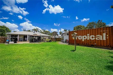 4079 Dahl Drive Green Acres FL 33463