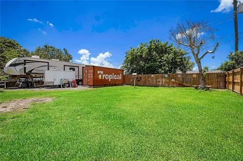 4079 Dahl Drive Green Acres FL 33463