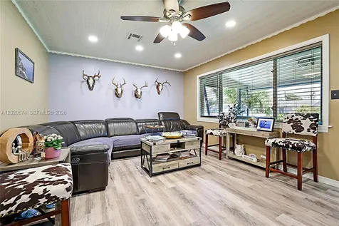4079 Dahl Drive Green Acres FL 33463