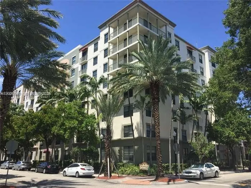 1919 Van Buren Hollywood FL 33020