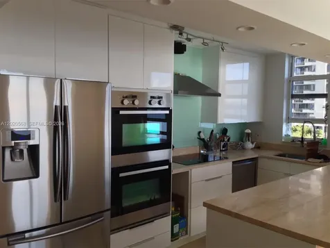 770 Claughton Island Drive Miami FL 33131