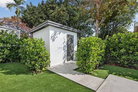 53 NW 68th Street Miami FL 33150