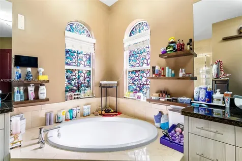5703 N Sterling Ranch Drive Davie FL 33314