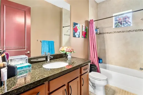 5703 N Sterling Ranch Drive Davie FL 33314