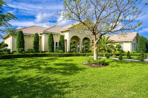 5703 N Sterling Ranch Drive Davie FL 33314