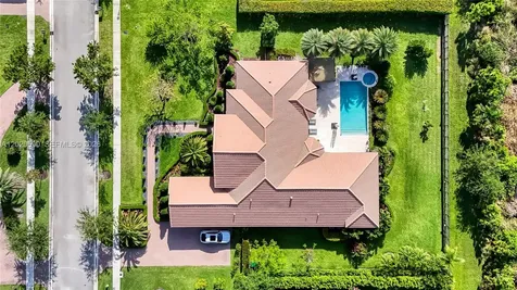 5703 N Sterling Ranch Drive Davie FL 33314