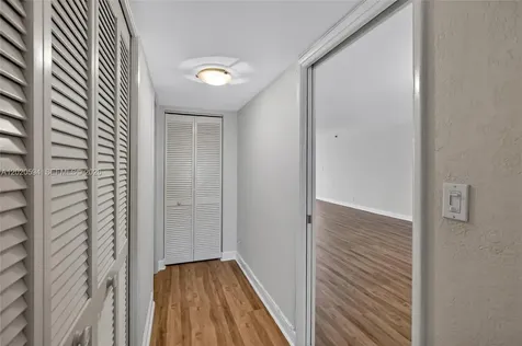 4015 W Palm Aire Drive Pompano Beach FL 33069