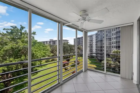 4015 W Palm Aire Drive Pompano Beach FL 33069