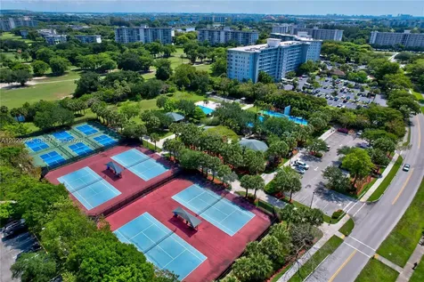 4015 W Palm Aire Drive Pompano Beach FL 33069