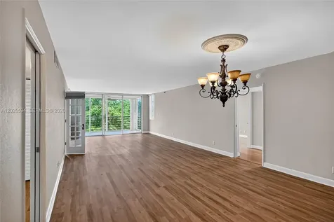 4015 W Palm Aire Drive Pompano Beach FL 33069