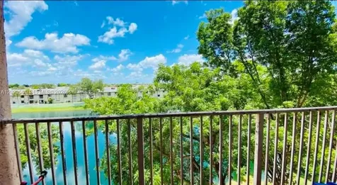 15221 SW 80th Street Miami FL 33193