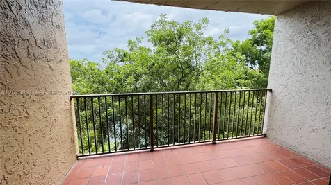 15221 SW 80th Street Miami FL 33193