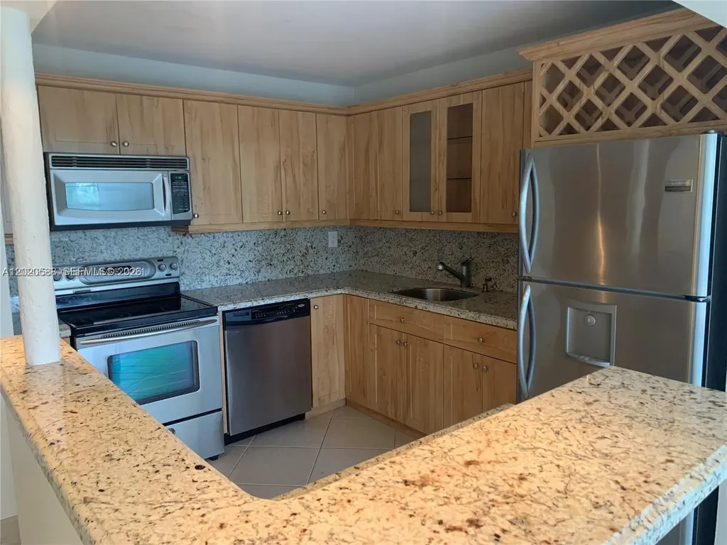2731 Taft Street Hollywood FL 33020