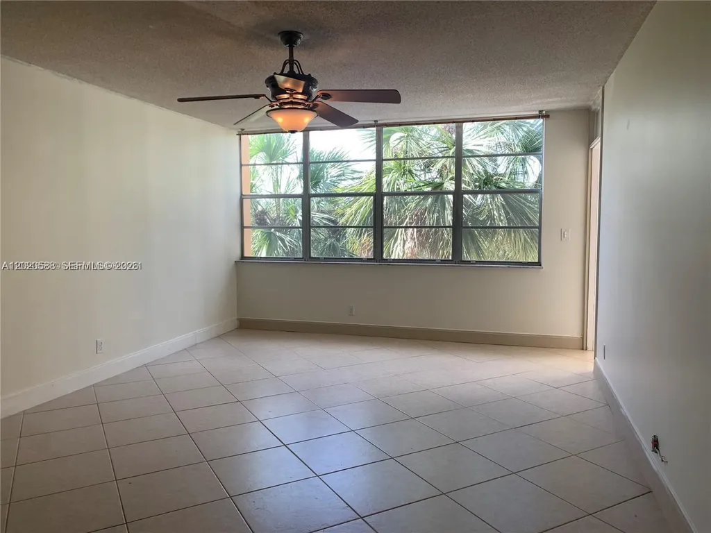 2731 Taft Street Hollywood FL 33020
