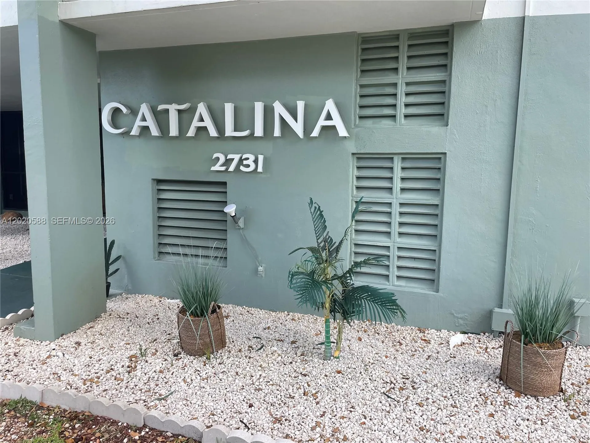 2731 Taft Street Hollywood FL 33020