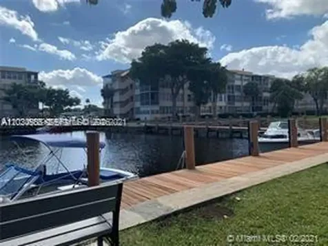 2731 Taft Street Hollywood FL 33020
