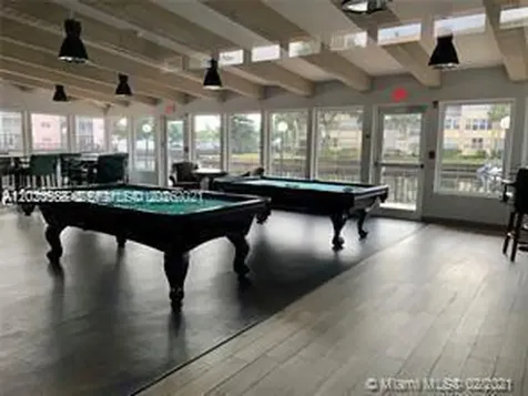 2731 Taft Street Hollywood FL 33020