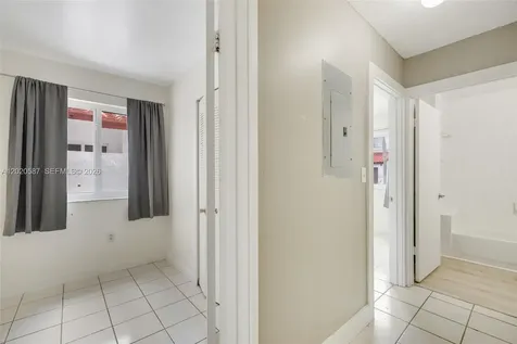 8423 SW 209th Street Cutler Bay FL 33189