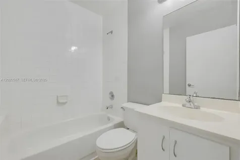 8423 SW 209th Street Cutler Bay FL 33189