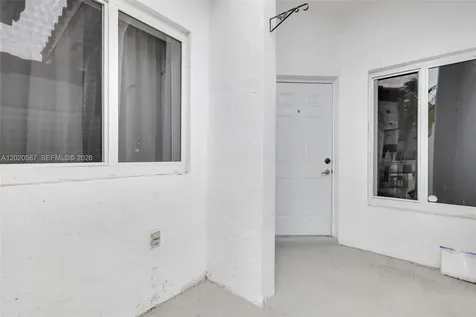 8423 SW 209th Street Cutler Bay FL 33189