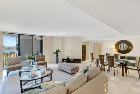 520 Brickell Key Drive Miami FL 33131