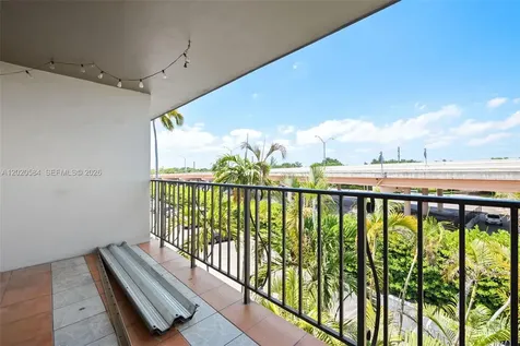 8107 SW 72nd Avenue Miami FL 33143