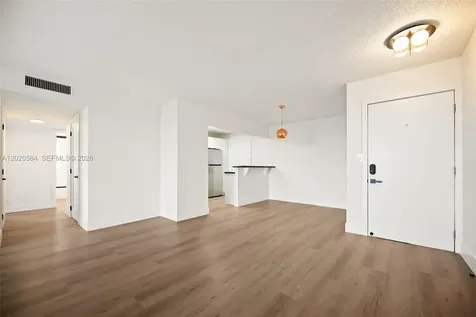 8107 SW 72nd Avenue Miami FL 33143