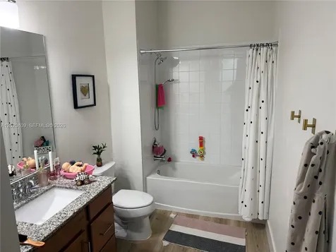 2945 SE 3rd Street Homestead FL 33033