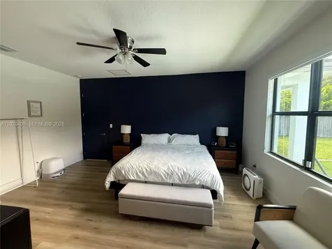 2945 SE 3rd Street Homestead FL 33033