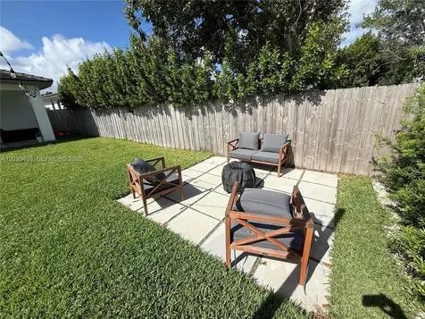 2945 SE 3rd Street Homestead FL 33033