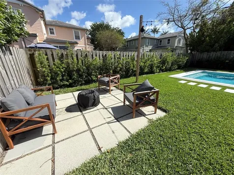 2945 SE 3rd Street Homestead FL 33033