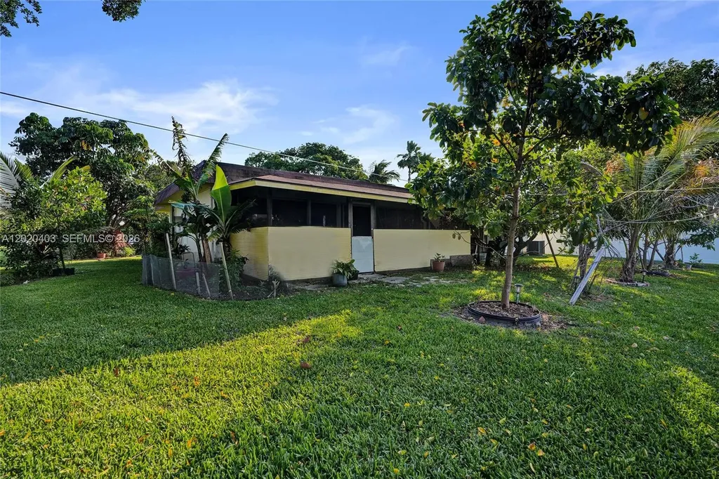 6408 NW 72nd Avenue Tamarac FL 33321