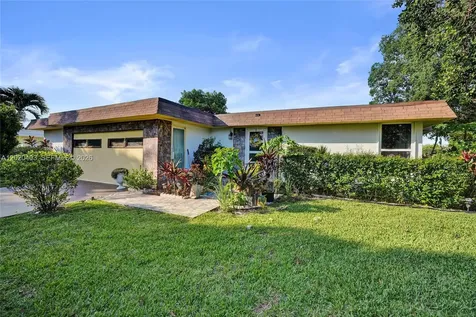 6408 NW 72nd Avenue Tamarac FL 33321
